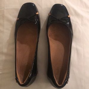 CLARKS Ballerinas Black Patent Leather Size 6.5 US